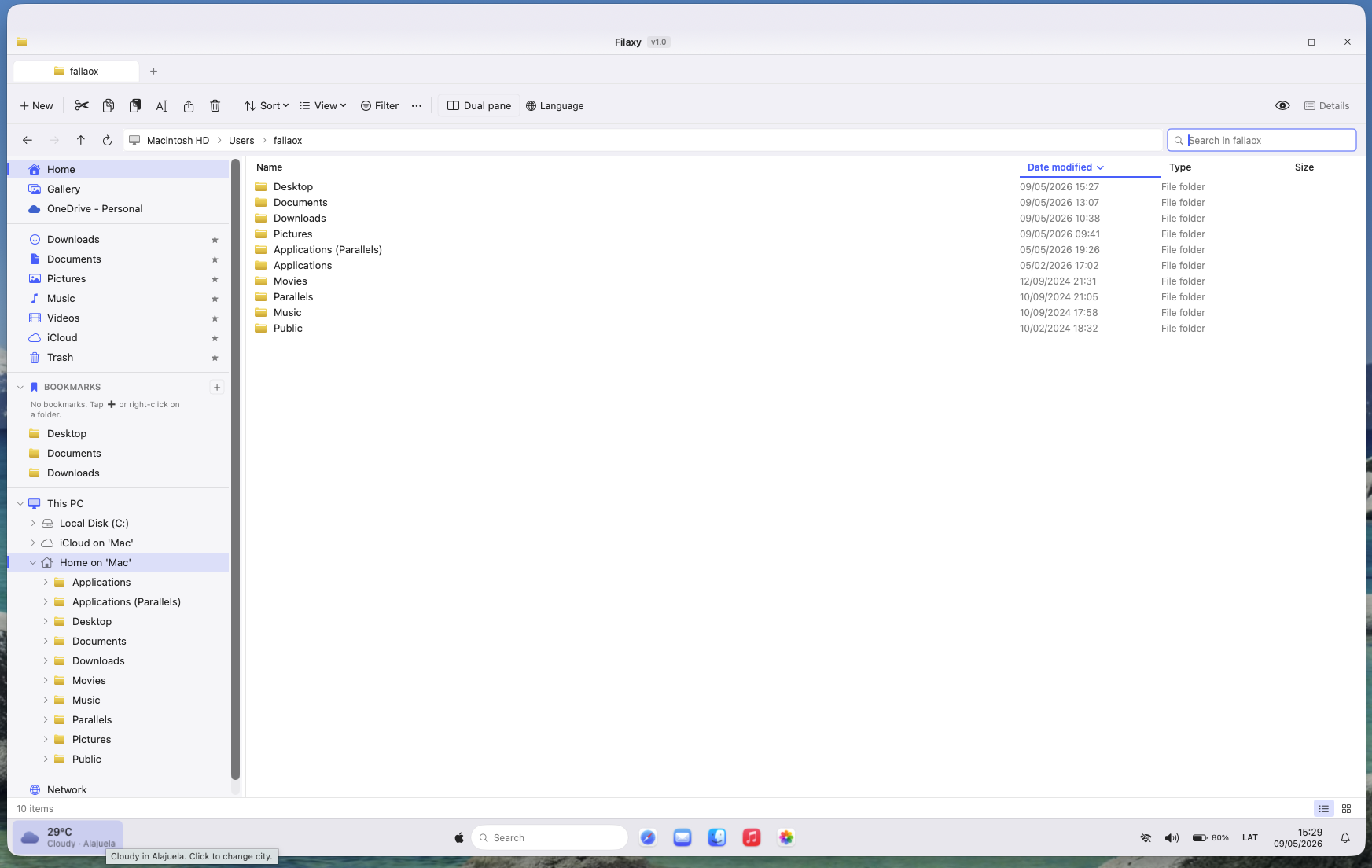 Windows-style taskbar at the bottom of Filaxy Files